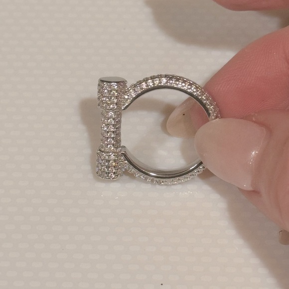 Stunning Crystal Encrusted Barbell Statement Ring - Picture 5 of 6